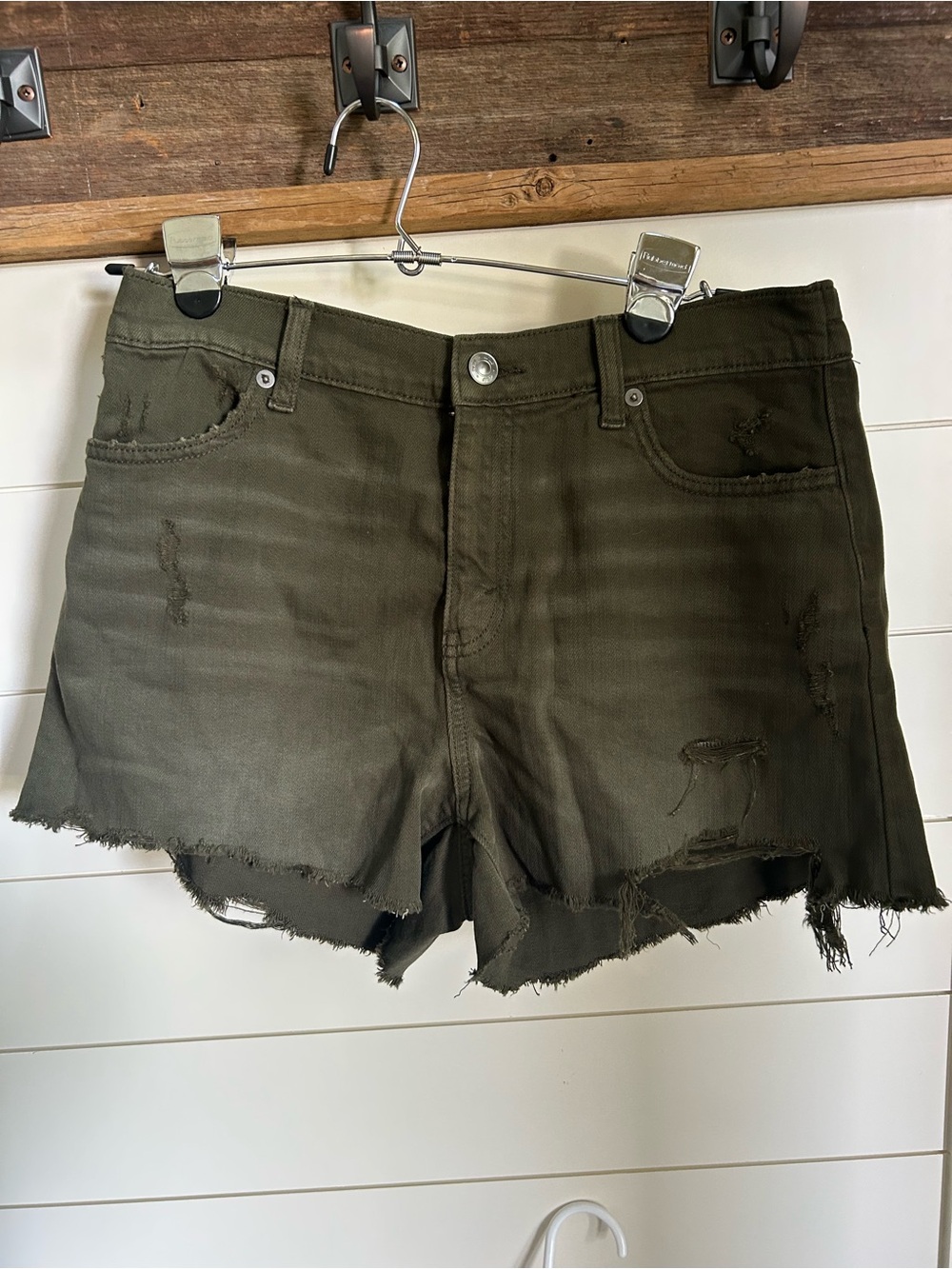 Aerie Olive Green Distressed Women’s Denim Shorts